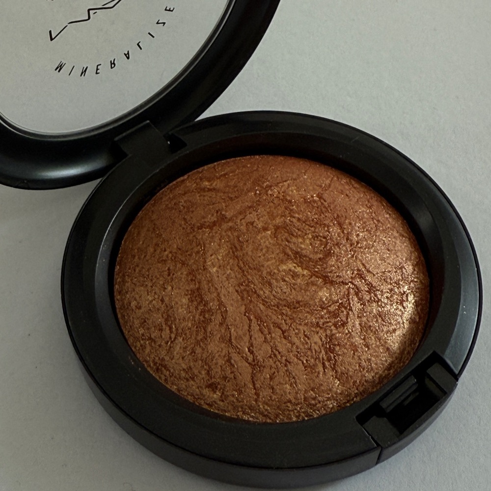 MAC Mineralize Skinfinish Gold Deposit NWOT